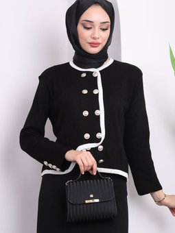 Siyah Düğmeli Crop Triko Hırka