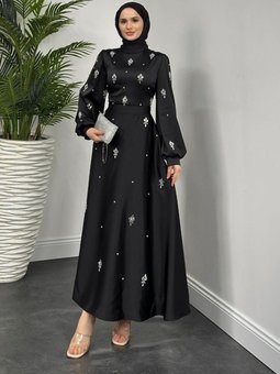 Novella Taşlı Saten Abiye Elbise Siyah
