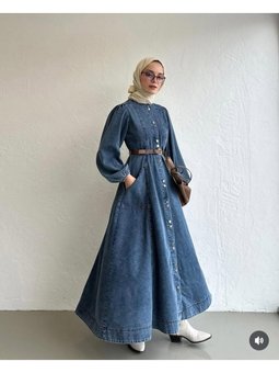 Düğme Detaylı Deri Kemerli Denim Kot Elbise