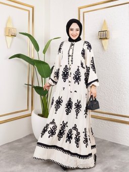 Beyaz Önü Düğmeli Hakim Yaka Ve Büyük Battal Beden Balon Kol Dokuma Viskon Elbise