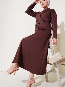 Kahverengi Metal Düğmeli Etekli Scuba İkili Takım