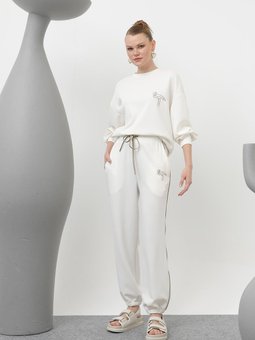 Ekru Modal Kumaş Kuş Nakış Detaylı İkili Takım