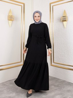 Siyah Belden Kuşaklı Ve Bisiklet Yaka Bürümcük Kumaş Elbise
