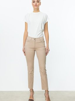 Kum Köprülü Dar Paça Pantolon