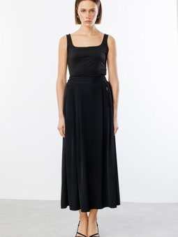 Siyah Beli Püskül Detaylı Uzun Etek