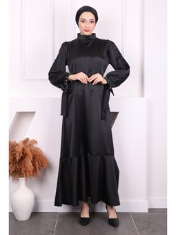 Siyah Taş Detaylı Eteği Volanlı Saten Abiye Elbise