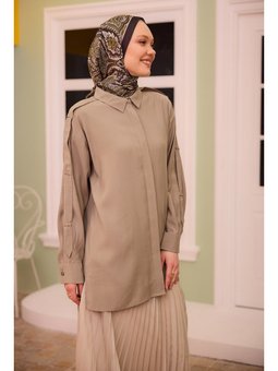 Kolu Apolet Detaylı Yeşil Gömlek