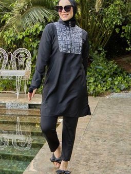 Siyah Desenli Parmak Geçme Mayo