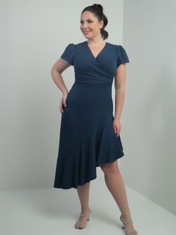 Lacivert Kruvaze Yaka Önü Drapeli Astarlı Eteği Volanlı Büyük Beden Krep Abiye Elbise