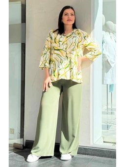 Büyük Beden Kapşonlu Empirme Baskılı Yeşil Gömlek