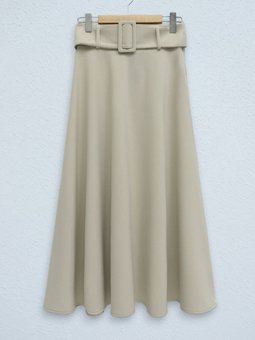 Bej Kalın Kemerli Bol Kiloş İthal Krep Etek