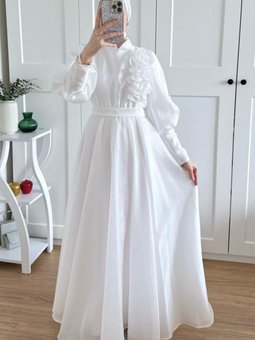 Beyaz Gül Detaylı Balon Kol Astarlı Abiye Elbise