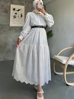 Beyaz Uzun Parçalı İnci Detaylı Beli Lastikli Etek