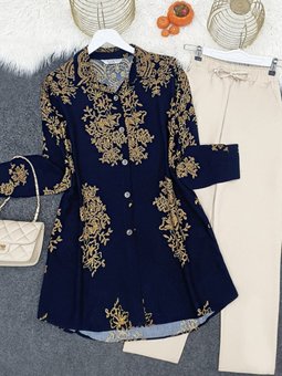 Lacivert Desenli Boydan Düğmeli Arkası Uzun Viskon Tunik