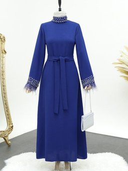 Saks Mavisi Yakası Ve Kolları Taşlı Tüy Detaylı Bağlıklı Elbise