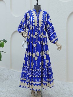 Saks Mavisi Yarım Düğmeli Eteği Katlı Uzun Viskon Elbise