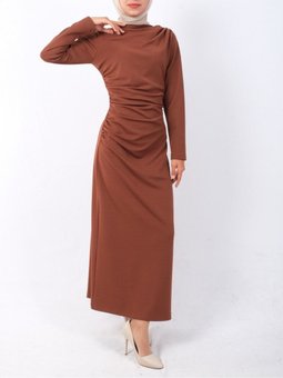 Taba Kayık Yaka Yandan Drapeli Örme Krep Elbise