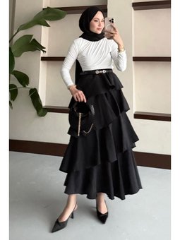 Fırfırlı Kat Kat Uzun Siyah Etek