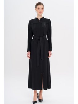 Hakim Yaka Fermuar Kapamalı Desen Detaylı Astarsız Siyah Pardesü