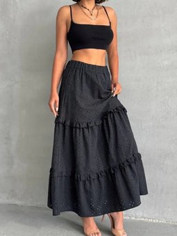 Siyah Uzun Fırfırlı Brodeli Astarlı Etek