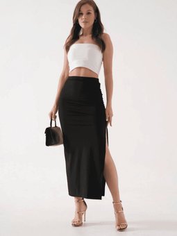 Siyah Uzun Yırtmaçlı İnce Kumaş Etek