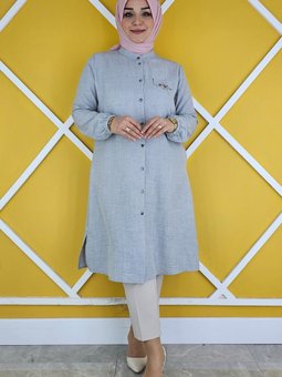 Gri Cebi Sallantı Aksesura Detaylı Tunik