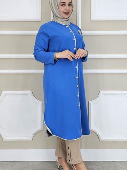 Mavi Biyeli Broş Detaylı Kap