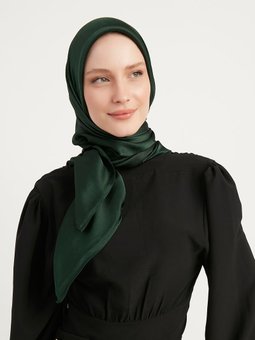 Janjanlı Krinkıl Zümrüt Yeşili Eşarp