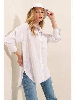 Arkası Düğmeli Boyfriend Beyaz Gömlek