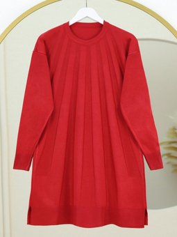 Kırmızı Yırtmaçlı Yelpaze Desenli Triko Tunik