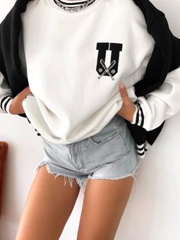 Beyaz Unisex Oversize Sweatshirt