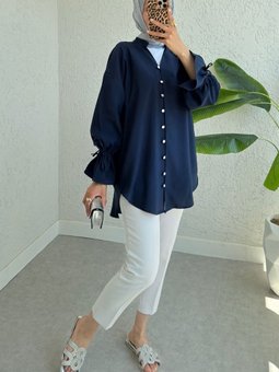 Kolu Bağcıklı Arkası Uzun Düğmeli Laci Gömlek