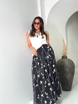 Siyah Beyaz Uzun İşlemeli Yarı Transparan Organze Efekt Etek