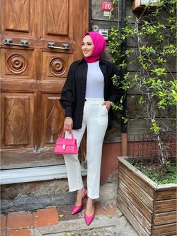 Beyaz Kalem Paça Cepli Kumaş Pantolon