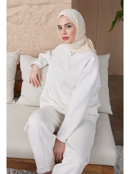 Logo Desen Impluse Seri Askısı İle Birlikte Krem Eşarp