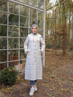 Kapüşonlu Çıtçıtlı İki Yan Cepli Uzun Krem Kap 46)