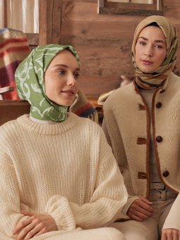 Vıola Desen Pamuk İpek Yeşil Eşarp