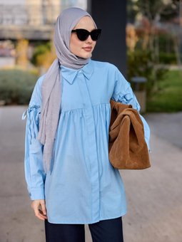 Kolu Bağcık Fiyonklu Mavi Gömlek