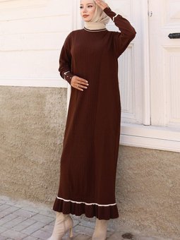Kahverengi Manşeti Taş Detaylı Triko Elbise
