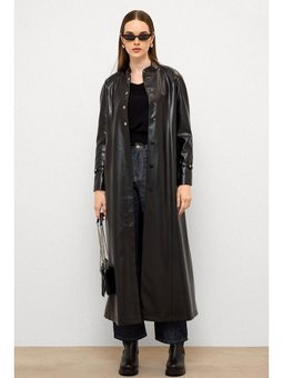 Hakim Yaka Kemer Detaylı Uzun Deri Siyah Trençkot