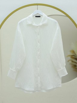 Klasik Yaka Boydan Düğmeli Oval Kesim Beyaz Gömlek