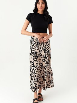 Bej Uzun Geometrik Desenli Etek