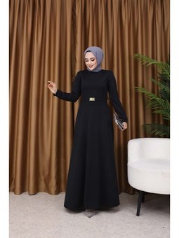 Tokalı Siyah Elbise