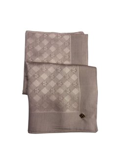 Düz Renk Jakarlı Yün Seri Askısı İle Birlikte 120x120 Cm Gül Eşarp Kurusu