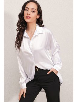 Oversize Saten Beyaz Gömlek