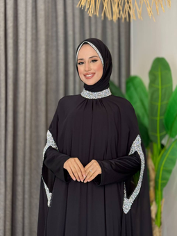 Taş İşleme Detaylı Pelerinli Elbise Takımı Parça