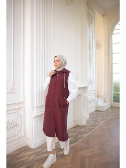 Kapüşonlu Fermuarlı Kolsuz Yandan Cepli Kapitone Bordo Yelek 46)