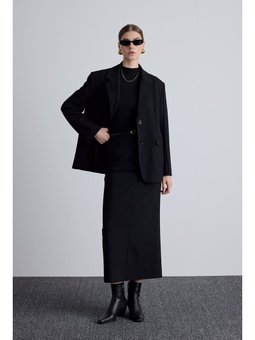 Klasik Görünüm Siyah Etek