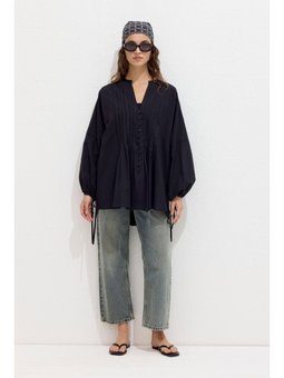 Nervür Detaylı Vual Siyah Tunik