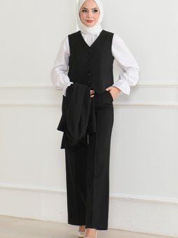 Siyah Yelekli Üçlü Takım